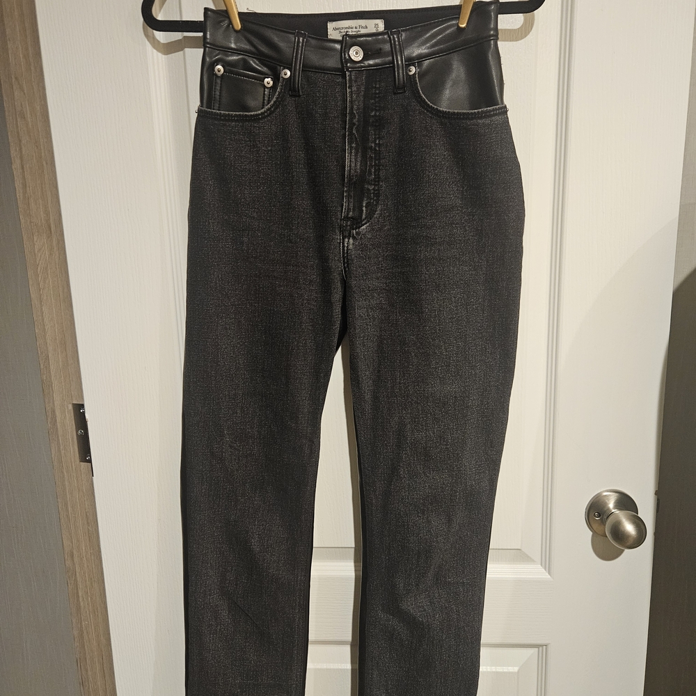 Abercrombie & Fitch High-Rise Black Jeans with Faux Leather Waist